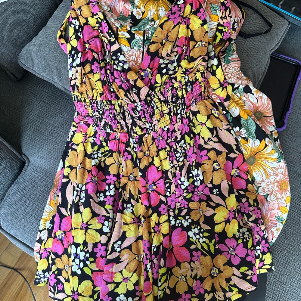 Lulu's romper - Picture 4 of 5